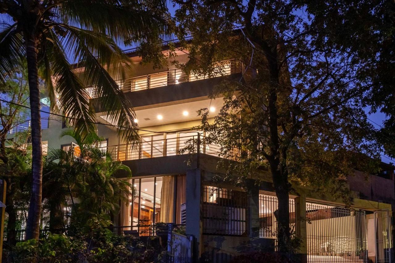 The Blue Horizon By Stayvista - Featuring A Beach-View Villa With A Swimming Pool, Indoor Games, And A Relaxing Balcony Alībāg Exterior photo