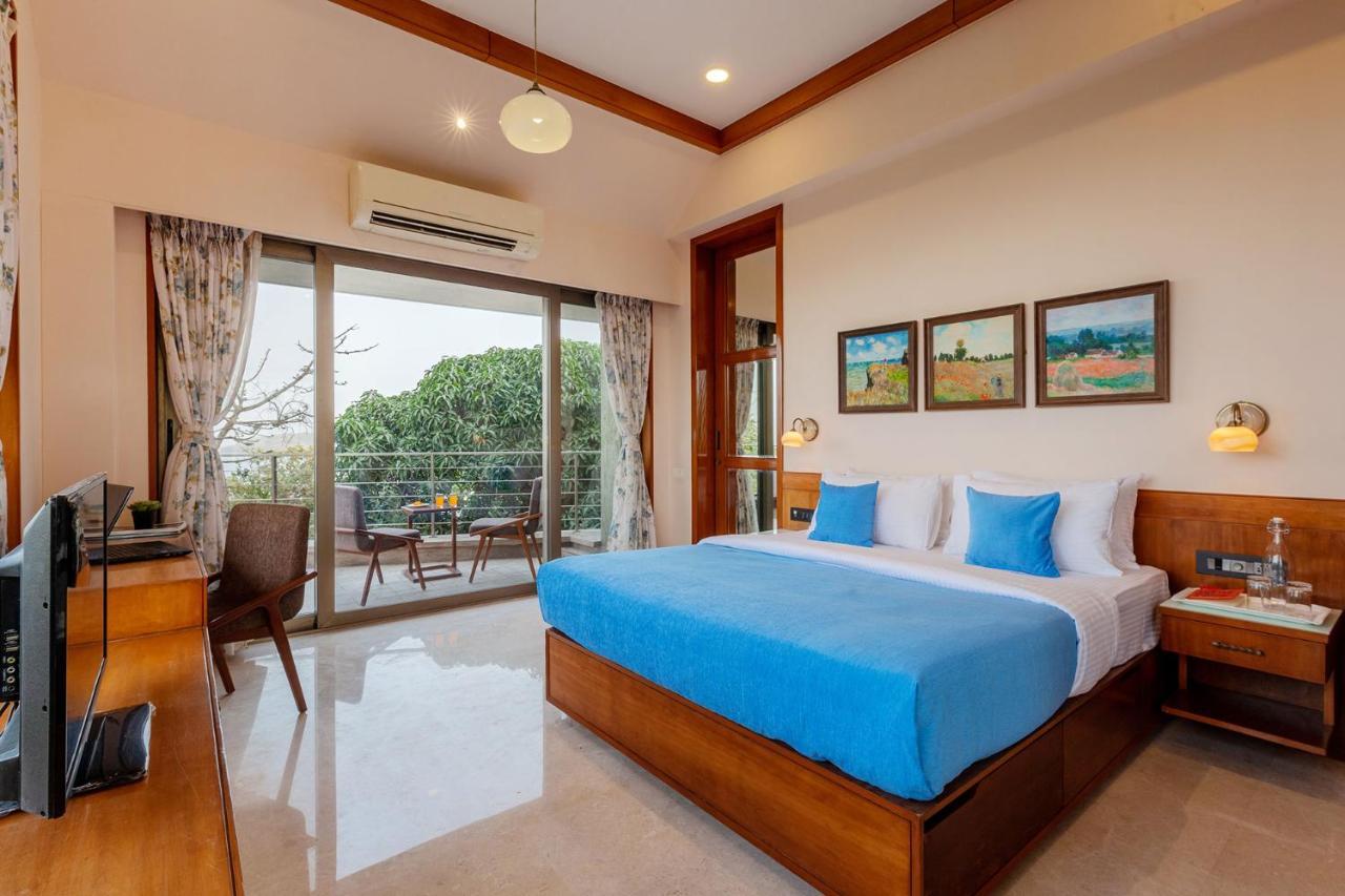 The Blue Horizon By Stayvista - Featuring A Beach-View Villa With A Swimming Pool, Indoor Games, And A Relaxing Balcony Alībāg Exterior photo